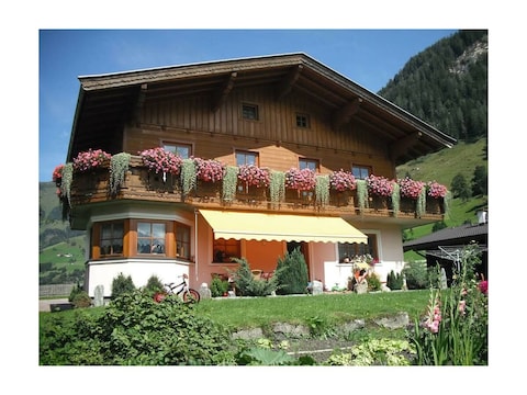 Apartment Manuela, Haus