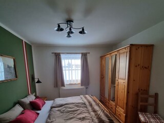 Schlafzimmer 2 Bett