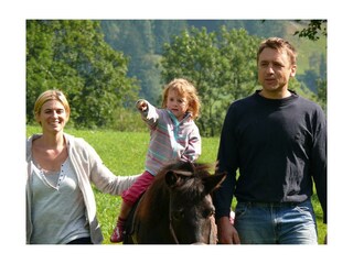 ponyreiten-auf-holly