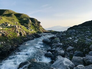 8578CBDC-75A2-4DF8-9772-F6D2DDE14850