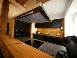 33A2E4B5-4D67-463B-9676-7DBBEBF9548D