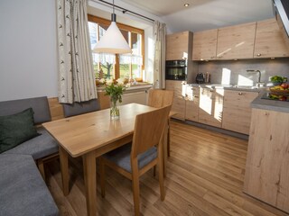 ...natürlich eingerichtet...