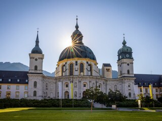...oder das Benediktinerkloster Ettal...