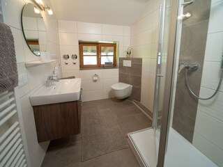 Holiday apartment Bad Kohlgrub Bathroom 17