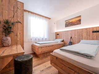 2. Schlafzimmer