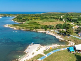 der Strand, kristallklares Meer