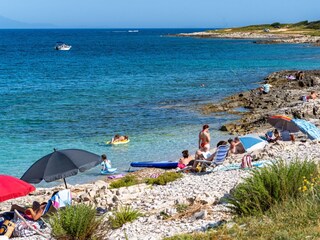 der Strand, kristallklares Meer