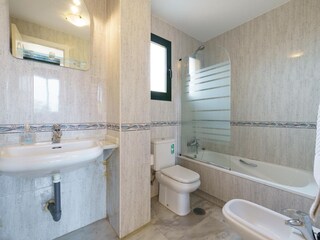 Holiday house La Mairena Features 23