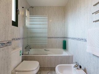 Holiday house La Mairena Features 32