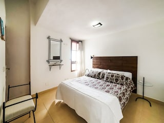 Holiday house Valle de San Lorenzo Features 32