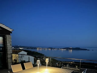 Terrasse vue mer incroyable bassin de nage