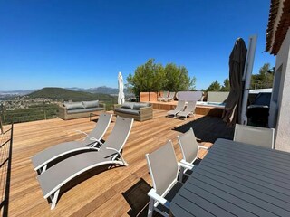 Terrasse vue mer incroyable bassin de nage