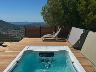 Terrasse vue mer incroyable bassin de nage