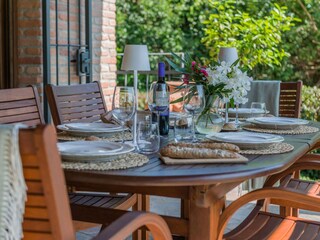 Villa Soleil - Porch for al fresco dining