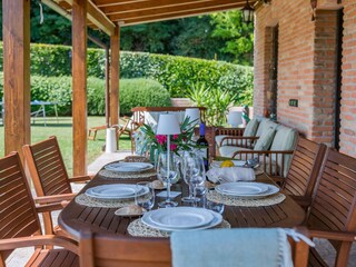 Villa Soleil - Outdoor dining table