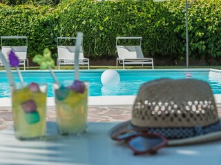 Villa Soleil - Pool view