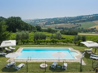 Villa Larissa - Swimmingpool 12 x 6 - Tiefe 1,50