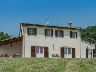 Casa per le vacanze Fratte Rosa Registrazione all'aperto 5