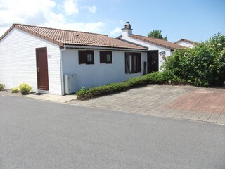 Hausansicht vom Parpplatz aus