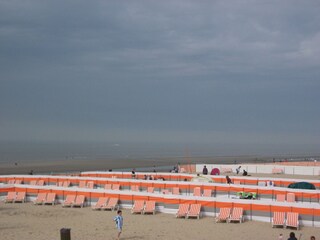 Strandliegen in De Haan