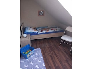 2.Einzelbett Kinderzimmer