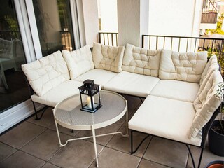 Balkon mit Lounge-Möbeln
