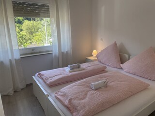 Schlafzimmer 3