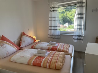 Schlafzimmer 4
