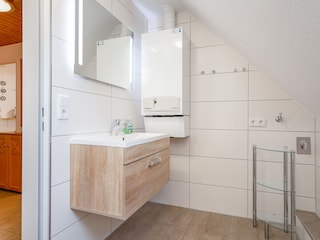 renoviertes Tageslichtbad