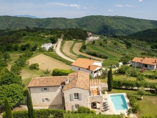 Villa Buzet Environment 39