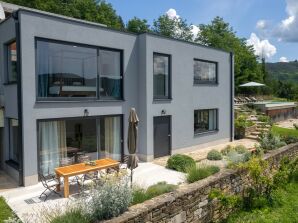 Villa Majestic Eye - Charming Villa Majestic Eye with a view of Motovun