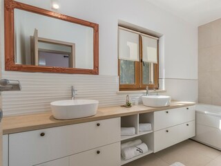 Villa Beram Features 20