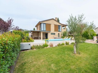 Villa Buići Environment 36