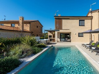 Villa Buići Environment 32