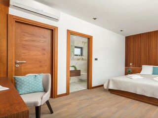 Villa Krsan Features 24