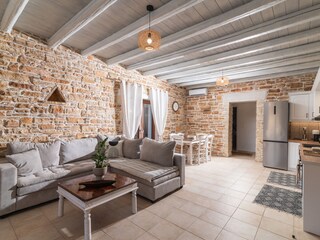 Villa Pitsidia Features 13