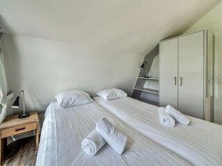 Holiday park Egmond aan den Hoef Features 24