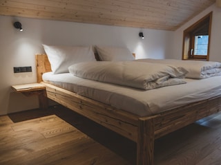 F600CC6D-96ED-495C-BBAE-49BEEF0D680C