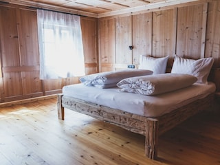 6C6A6407-255D-4261-AF40-245F89726A39