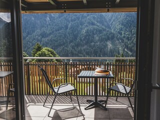 4D118EC9-A8F9-45AF-934C-477A0B4F7DBA