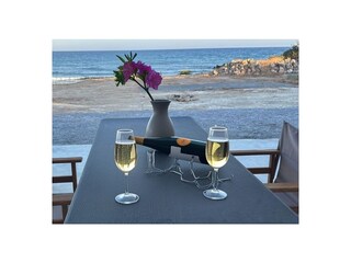 Terrasse-Meerblick-Champagner