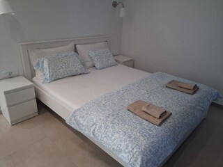 Schlafzimmer Ostseite.