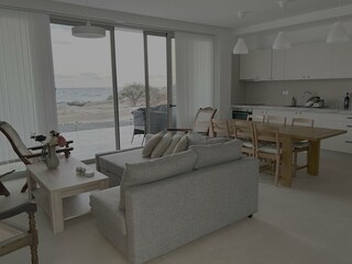 Michelle Beach House Living area