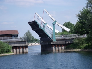 Hubbrücke in Wardt