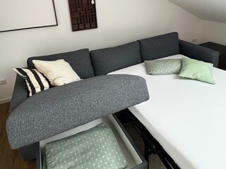 Schlafcouch mit Versteck