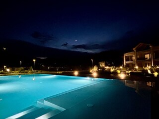 Pool Nacht