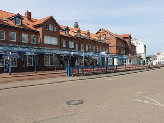Bahnhof direkt im Zentrum Borkum