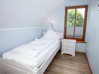 Drittes Schlafzimmer mit Zwei Einzelbetten