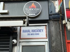 Apartment Rahal Hackney | Double Room Shared washroom - Hackney - image1