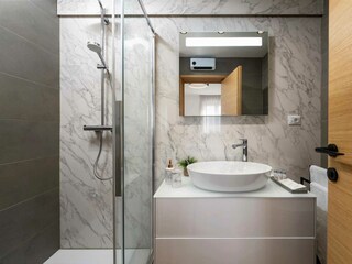 Erste Badezimmer
